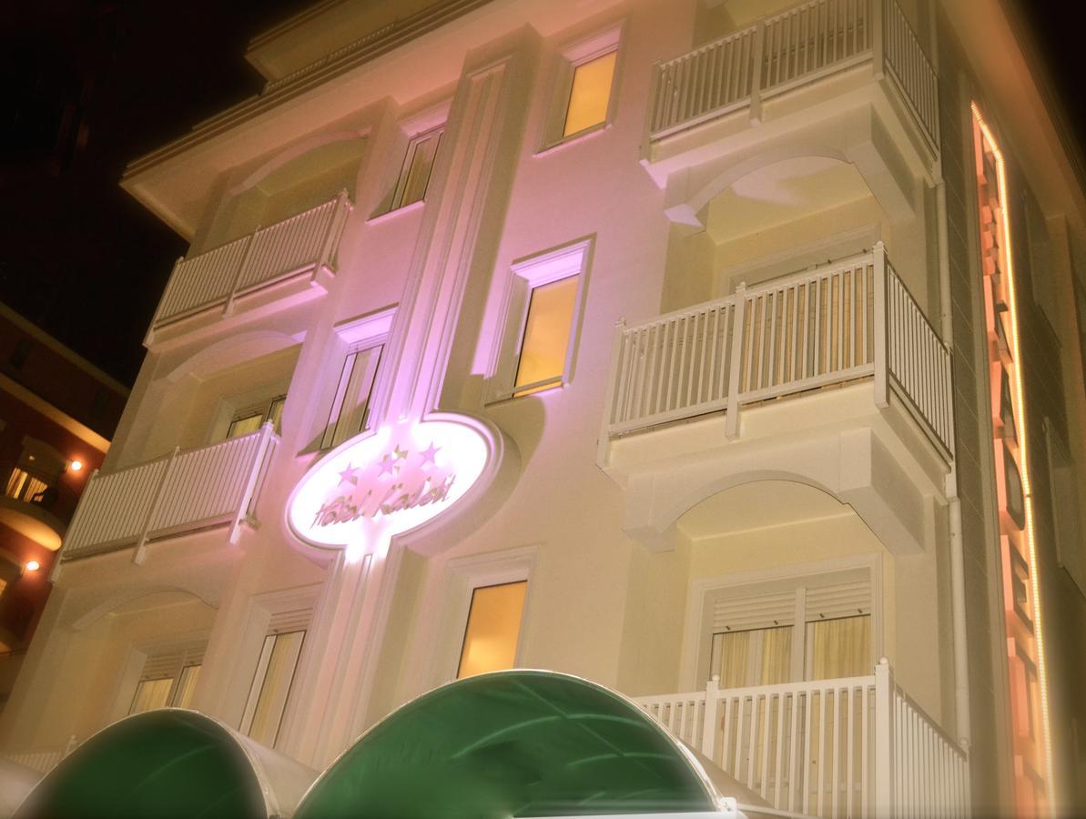 Hotel Kadett ริมินี ภายนอก รูปภาพ